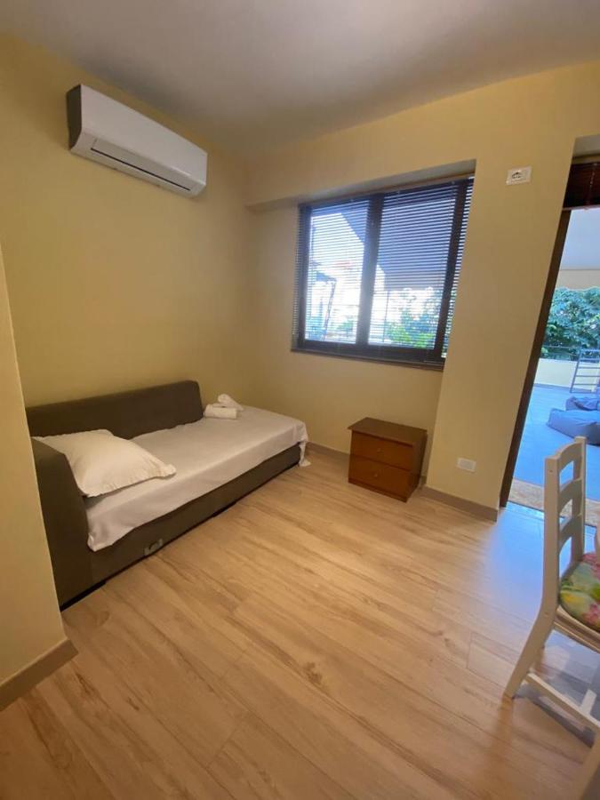 Saranda Beach Apartment Ngoại thất bức ảnh