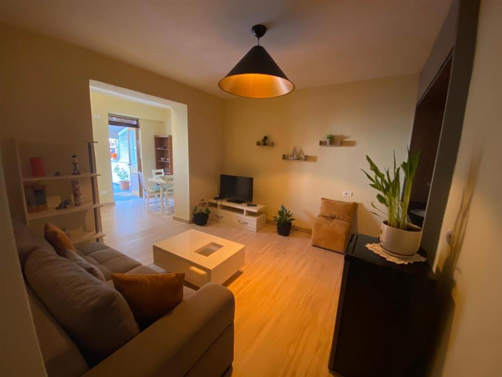 Saranda Beach Apartment Ngoại thất bức ảnh