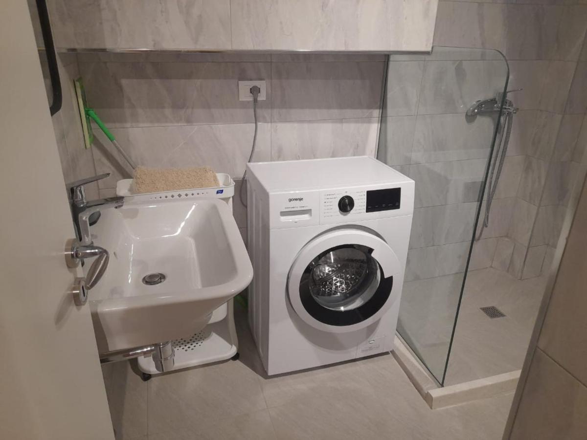 Saranda Beach Apartment Ngoại thất bức ảnh